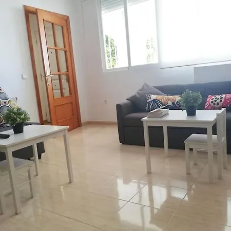 Apartment Grande En El Puerto Marina Del